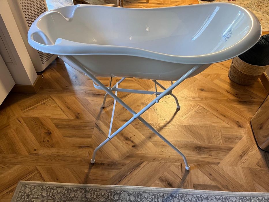 Cădiță bebeluș cu senzor de temperatură + suport metalic