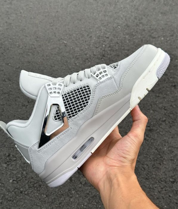 Jordan 1 hyper royal