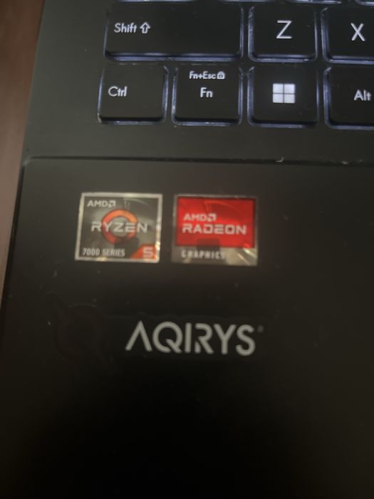 Vand sau schimb (pe PC),Laptop Vivobook de gaming