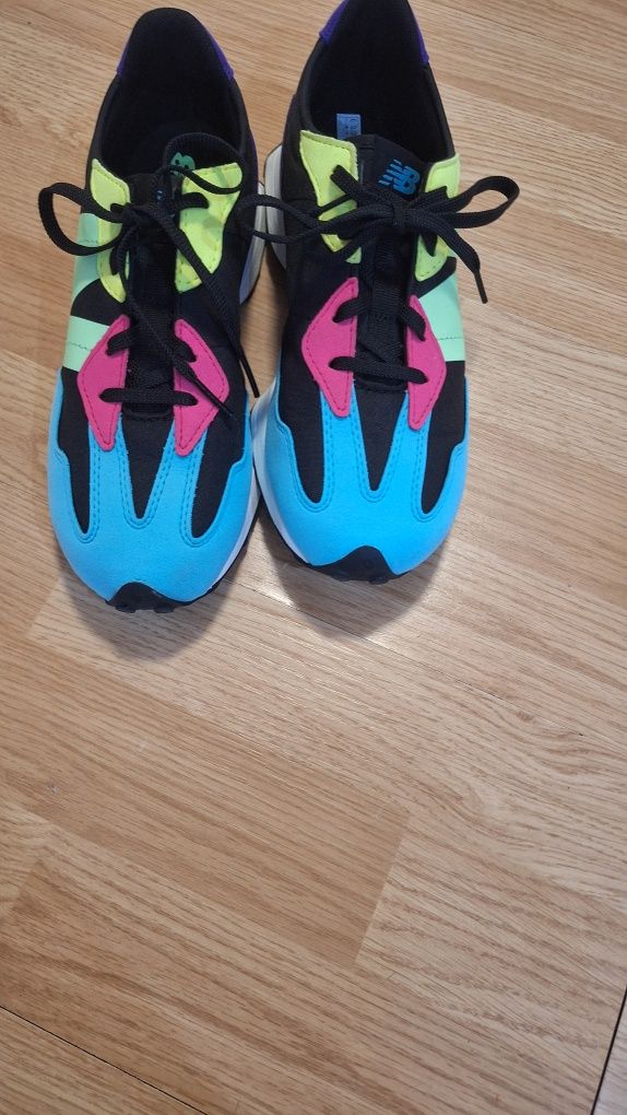 Adidași New Balance mărimea 38,5