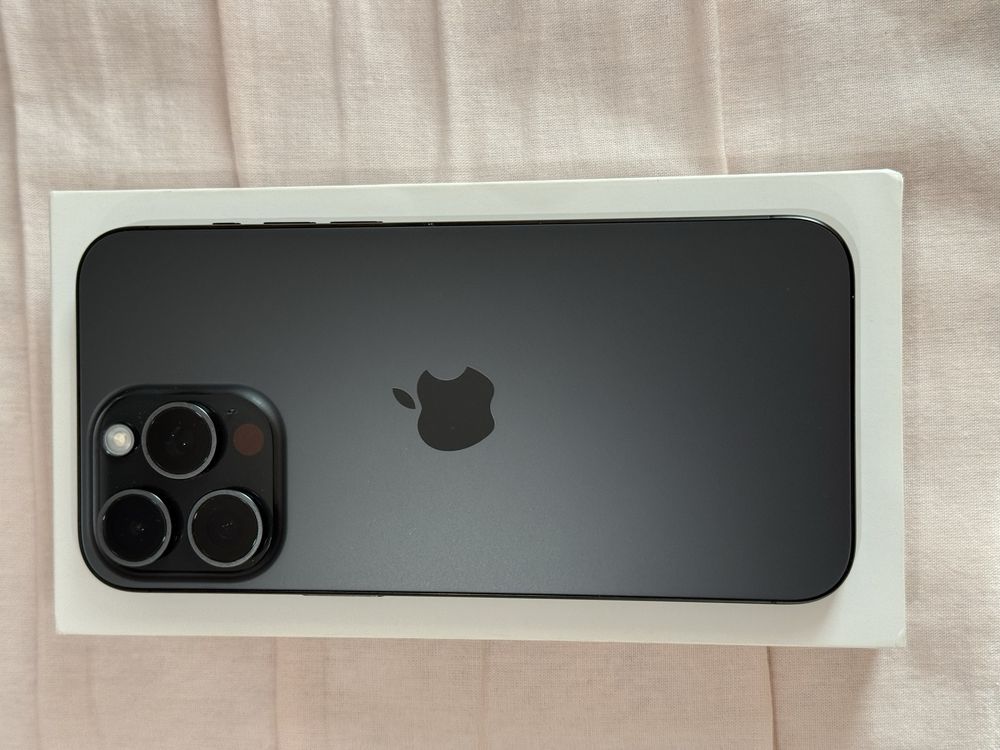 iPhone 15 Pro Max