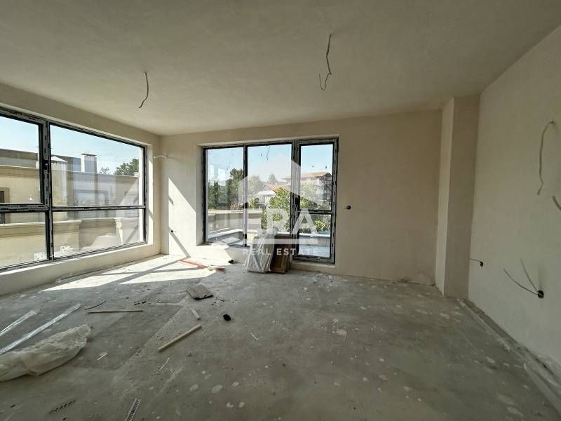 Продава се Двустаен апартамент в Варна, Виница - 62 кв.м за 1968 €/кв.м - Снимка #5