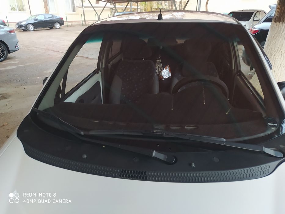 Matiz 2017 yil 
Rangi oq
Probeg 110 000 km
Kraska toza
Balonlari yangi