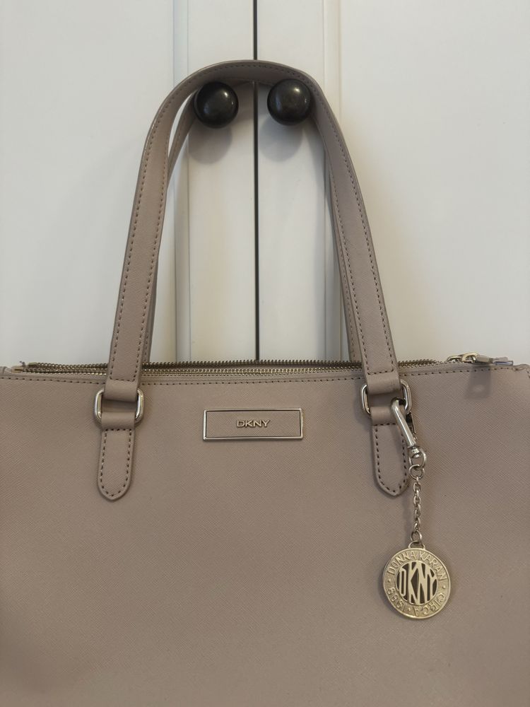 Geanta dama umar DKNY
