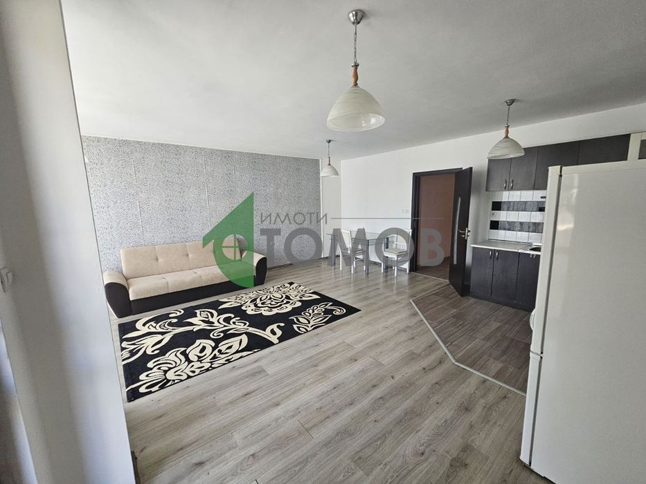 Дава се под наем Тристаен апартамент в Стара Загора, Била - 92 кв.м за 357 € - Снимка #3