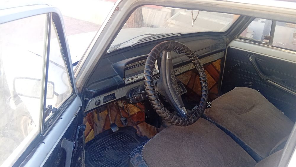 Sotiladi vaz 2101