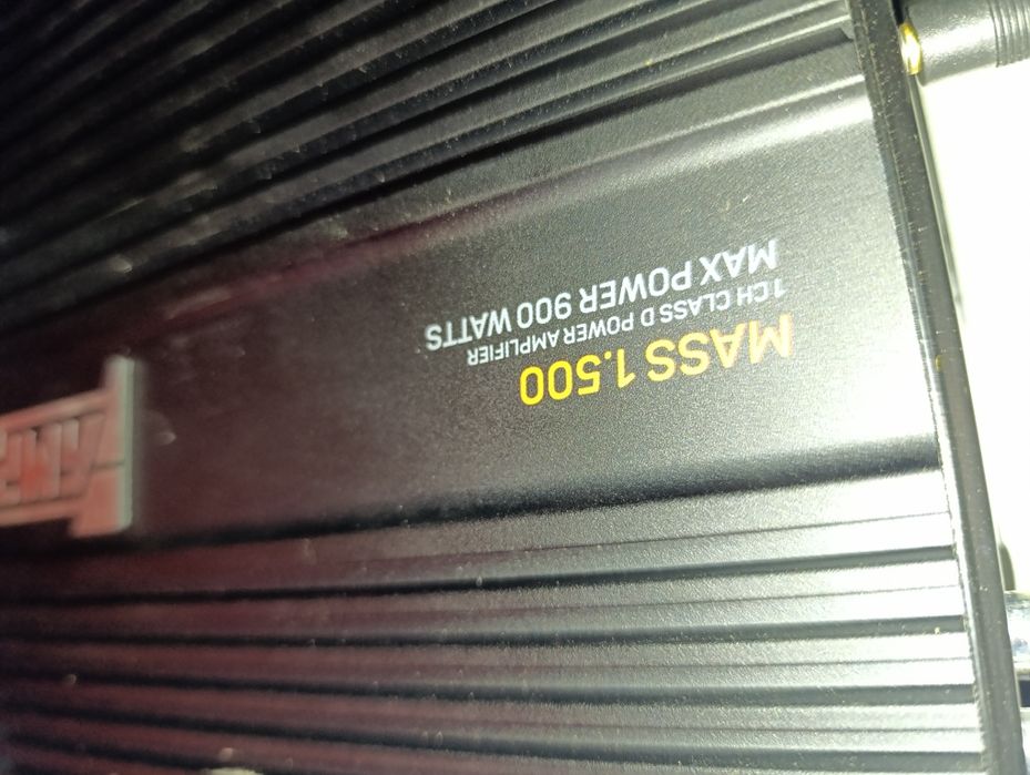 Monoblok usilitel sotiladi. Amp 1.500