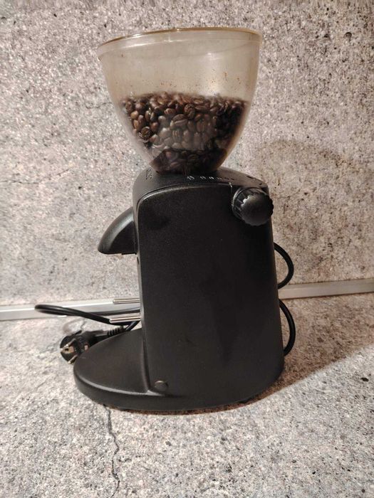 кафемелачка марка Ascaso