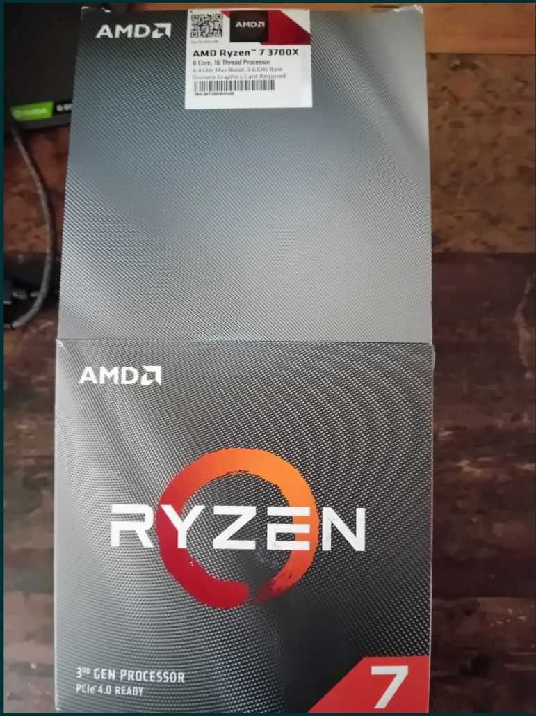 AMD Ryzen 7 3700X + AMD Wraith Prism Thermal