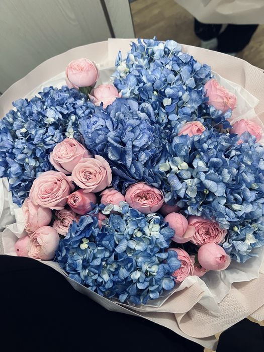 Цветы свежие, сегодня получила