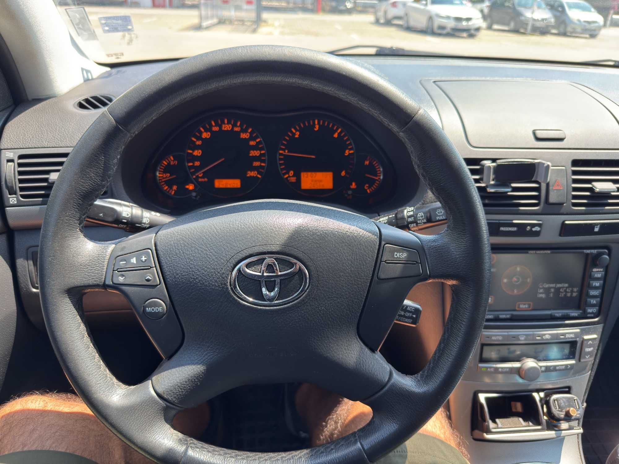 Toyota Avensis 2.0 D4D 126к.с. 6 скорости