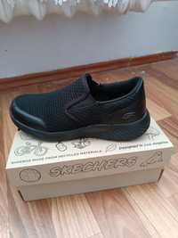 Продам детские кросовки Skechers