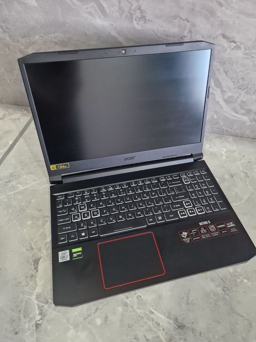 Продам игровой ноутбук