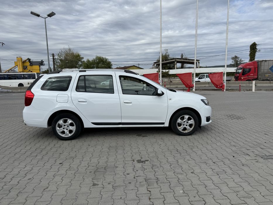 Dacia 2014 - BREAK - tva deductibil - pilot / piele / navi / parktroni