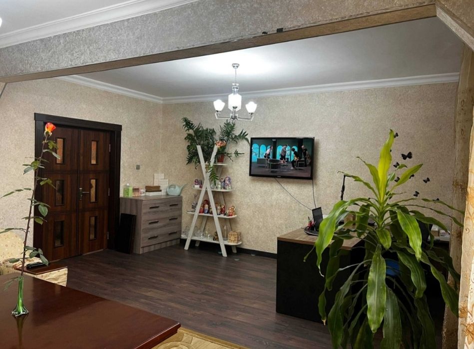 Срочно Продаётся Юнусобод 14-кв 4/5/5 (Удвоенный зал)