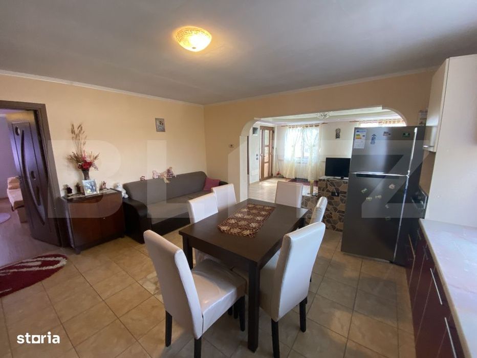 Casa de vanzare in suprafat de 114mp cu 600 mp teren, loc. Criseni