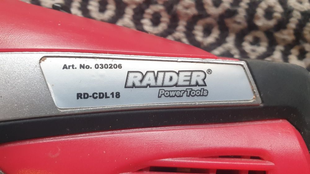 Винтоверт Raider 18v