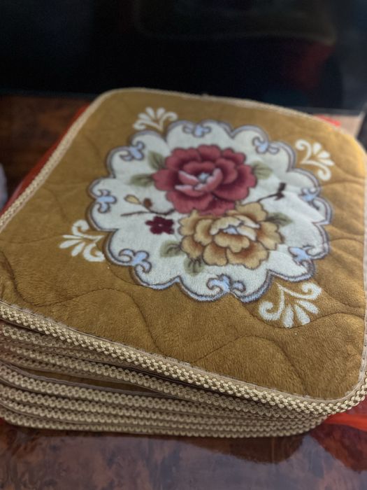 Сидушки для стульев 10шт