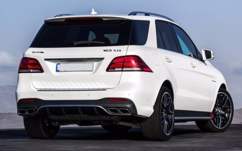 W166 GLE 63 AMG пакет предна броня накрайници дифузьор Mercedes