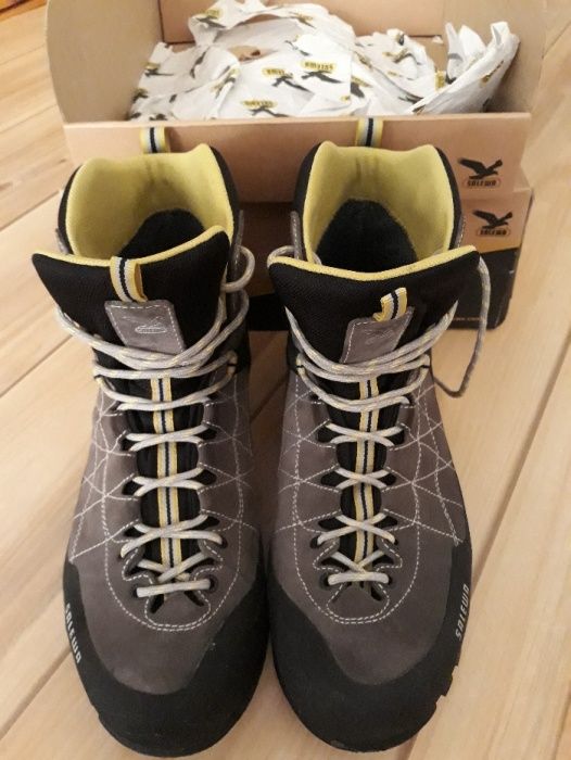 SALEWA, модел Mountain Trainer MID GTX