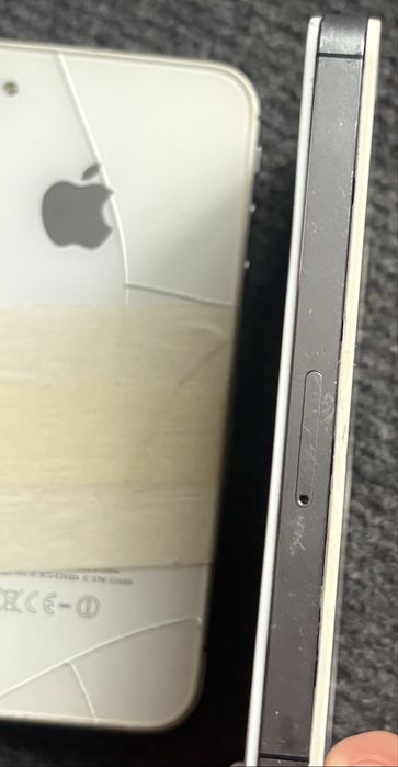 Iphone 4s 16GB 2броя