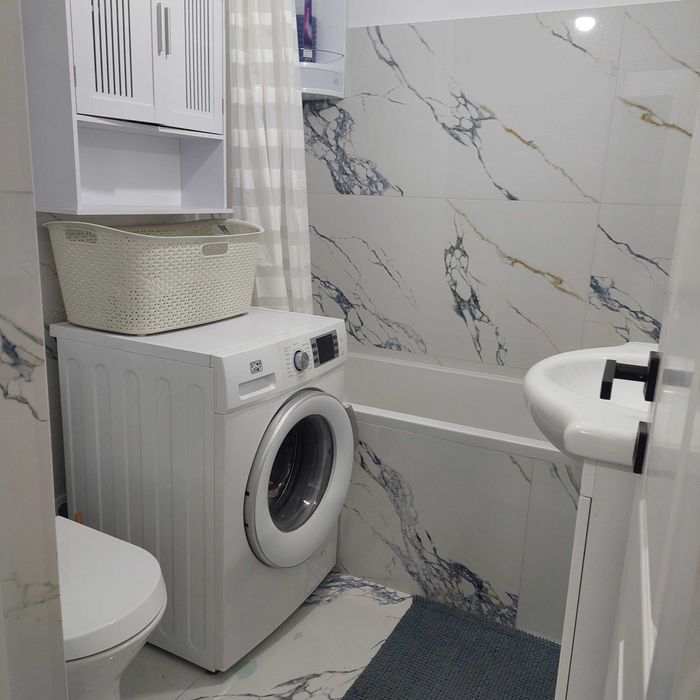 Se vinde un apartament tip duplex,2 camere decomandat  în Nicolina,