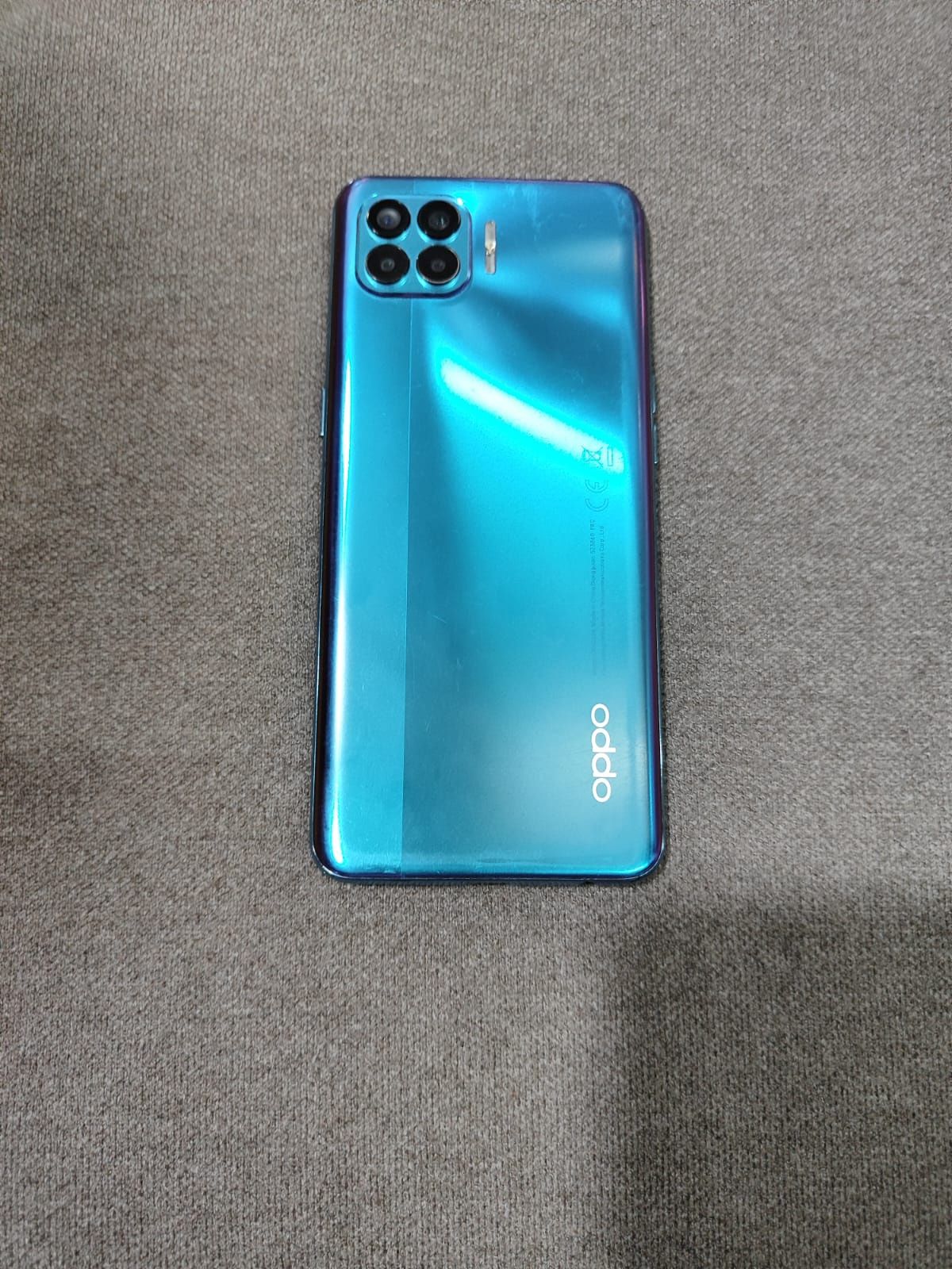 Продаю Oppo Reno 4 Lite