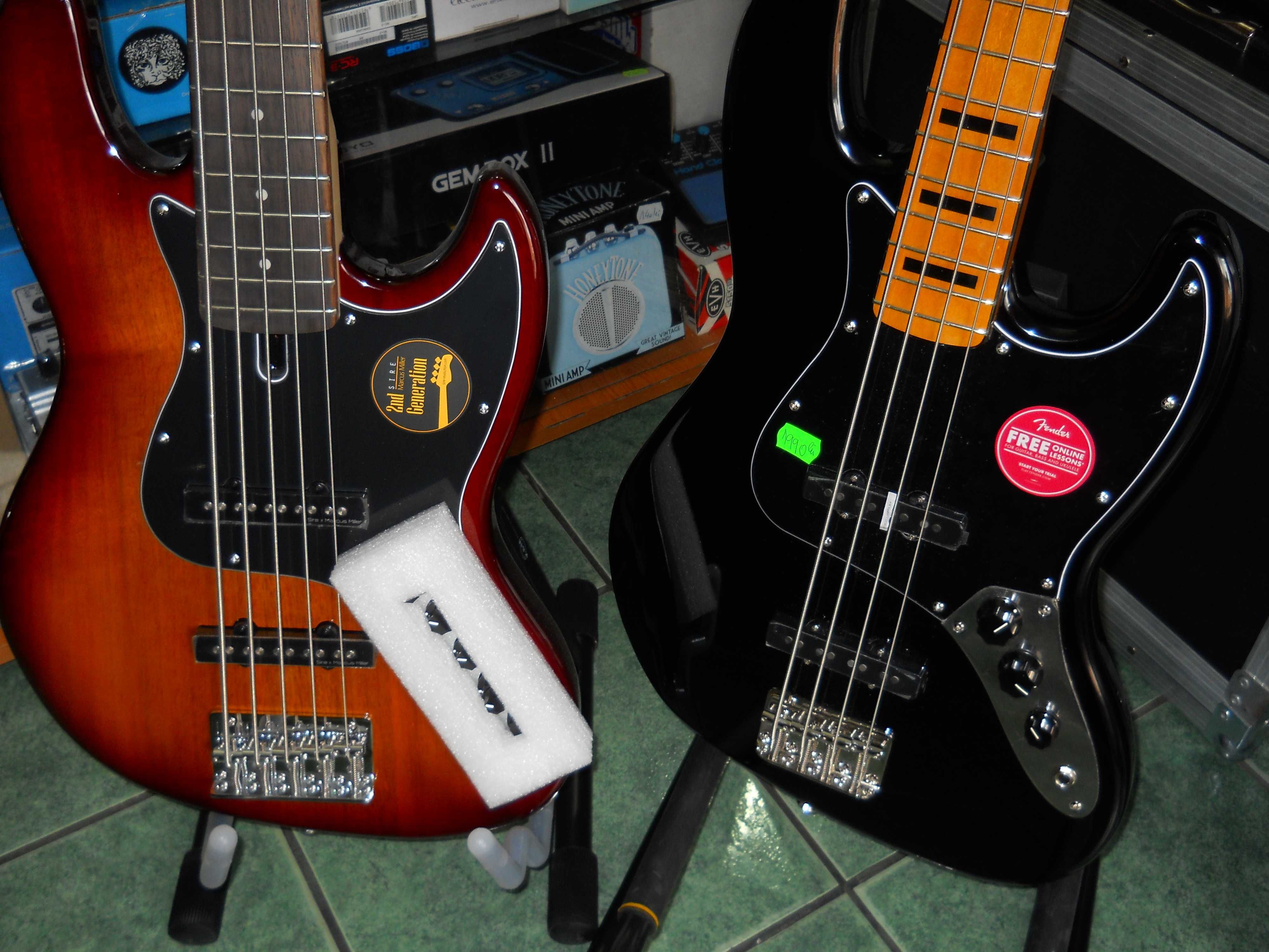 Chitara bass Fender Squier