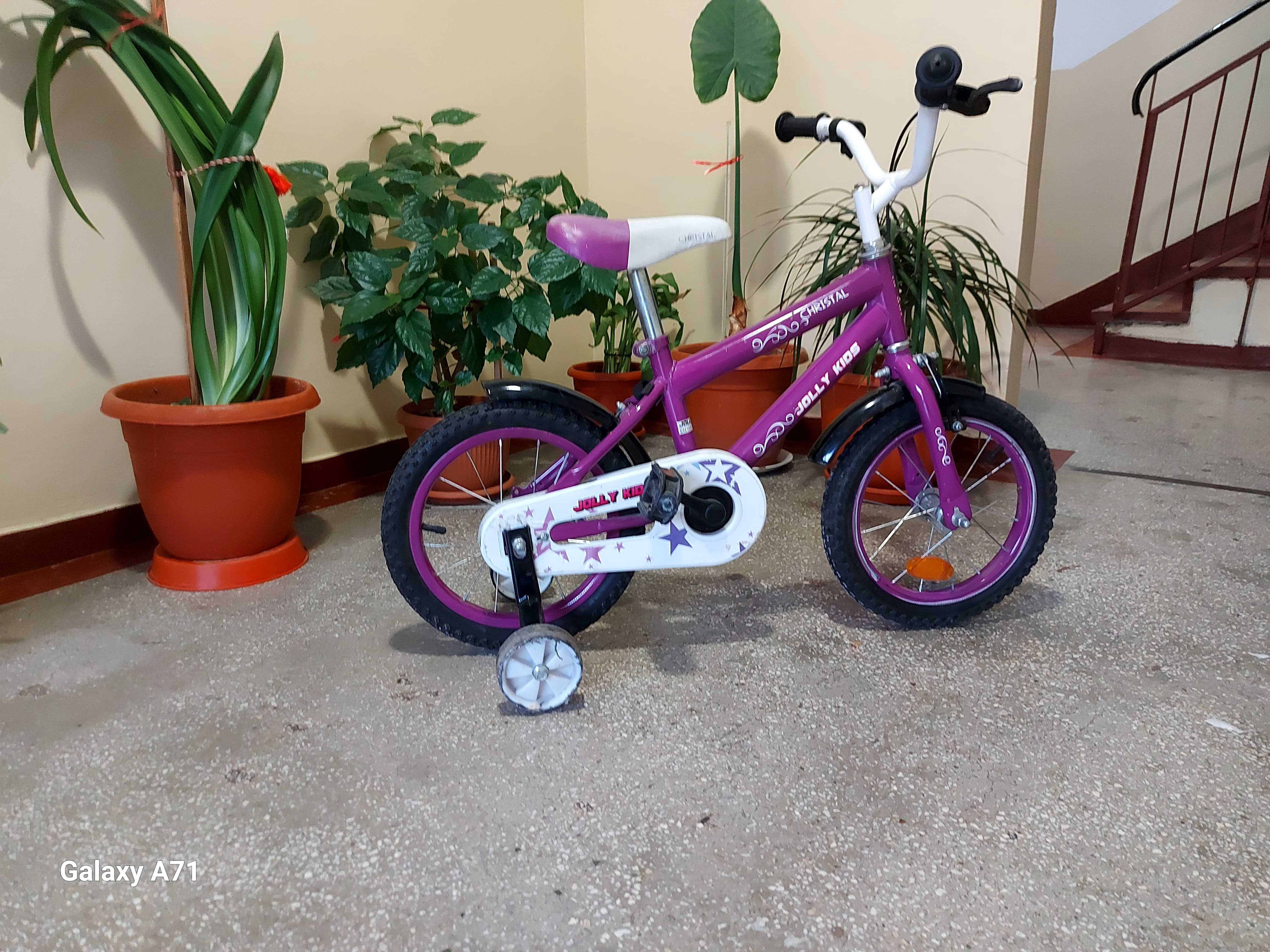 Bicicleta copii 3-6 ani, puţin folosită, stare foarte bună
