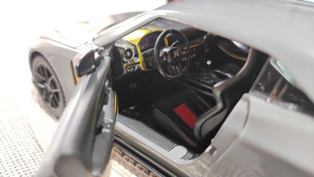 Метални колички – Nissan GT-R50. Мащаб 1:24.