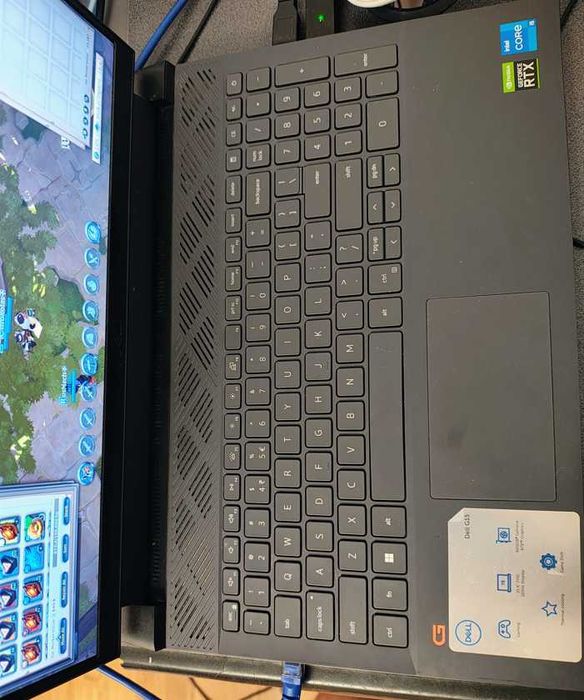 Laptop Gaming Dell G15 Nvidia RTX 3050