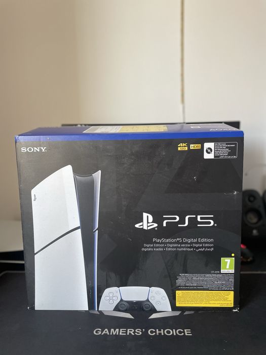 Vând Playstation 5 pret negociabil