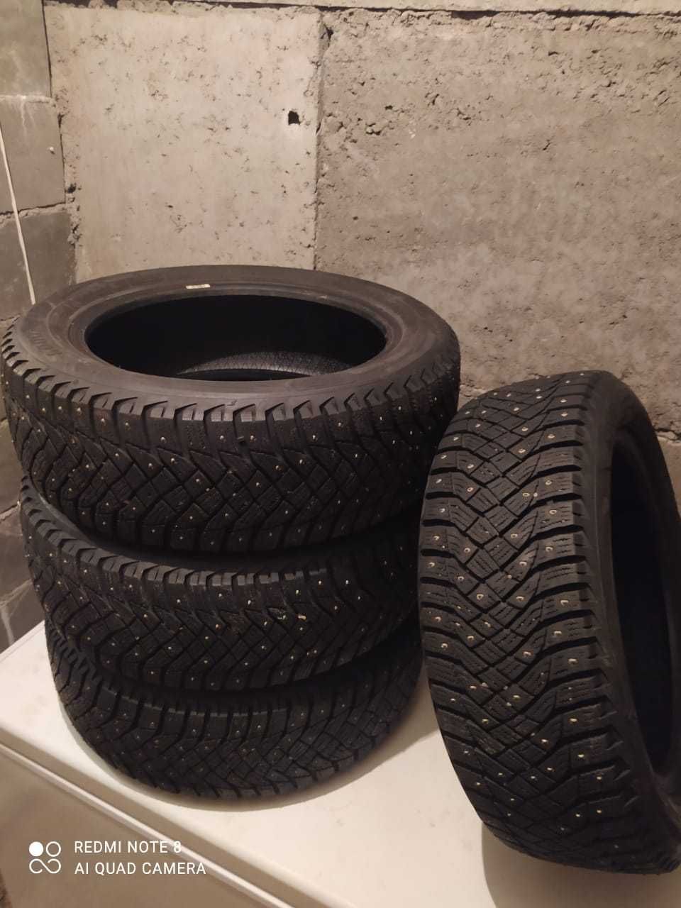 Шины зимние (шипованные) GOODYEAR UltraGrip Arctic 2, размер 195/65R16