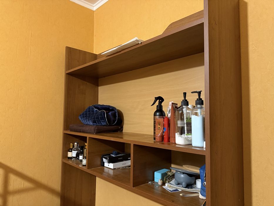 Стол деревянный письменный