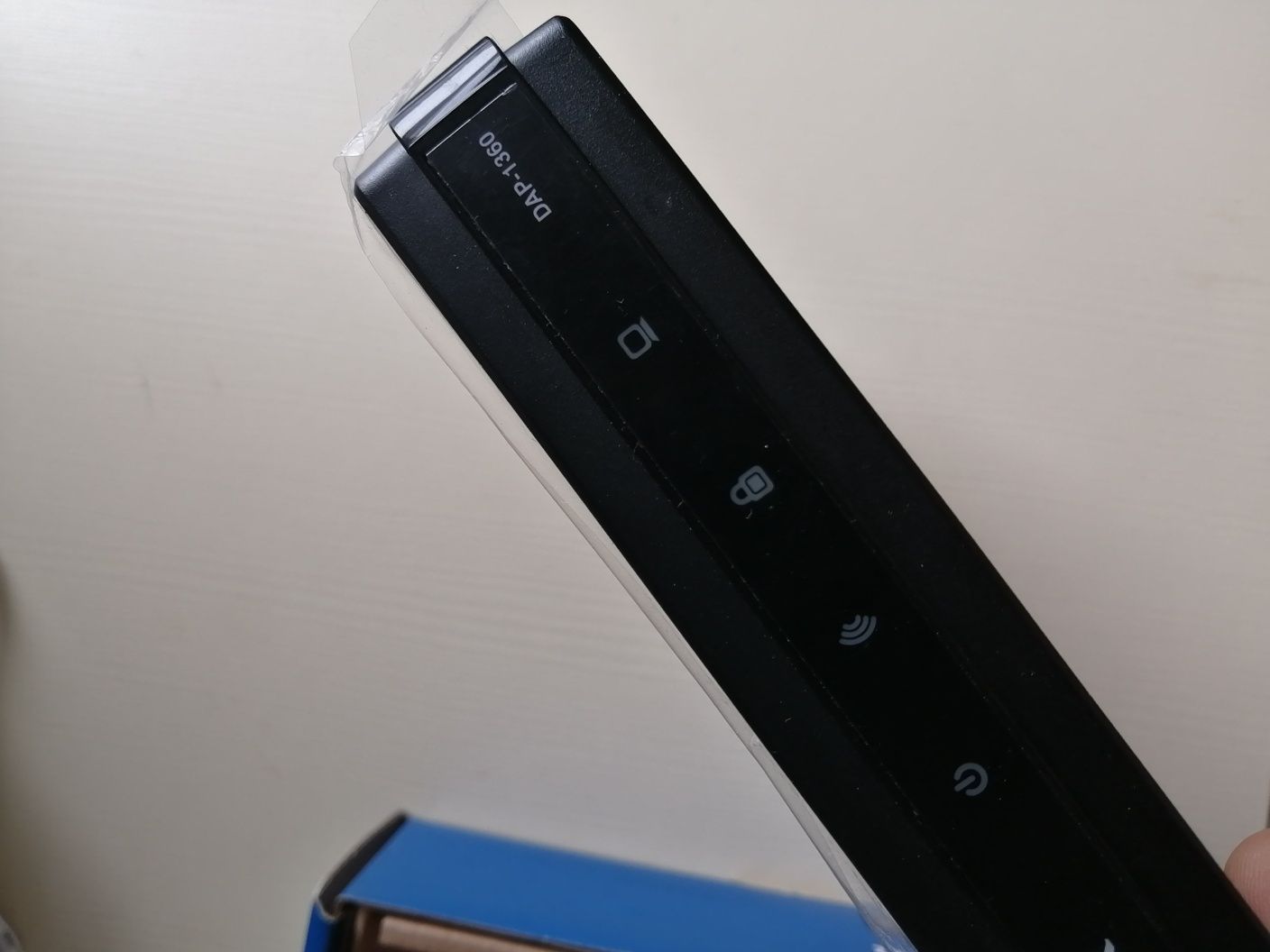 Продам точку доступа WI-FI D-Link DAP-1360