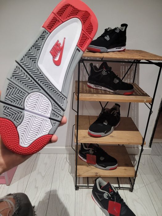 Jordan 4 Premium 399 ron