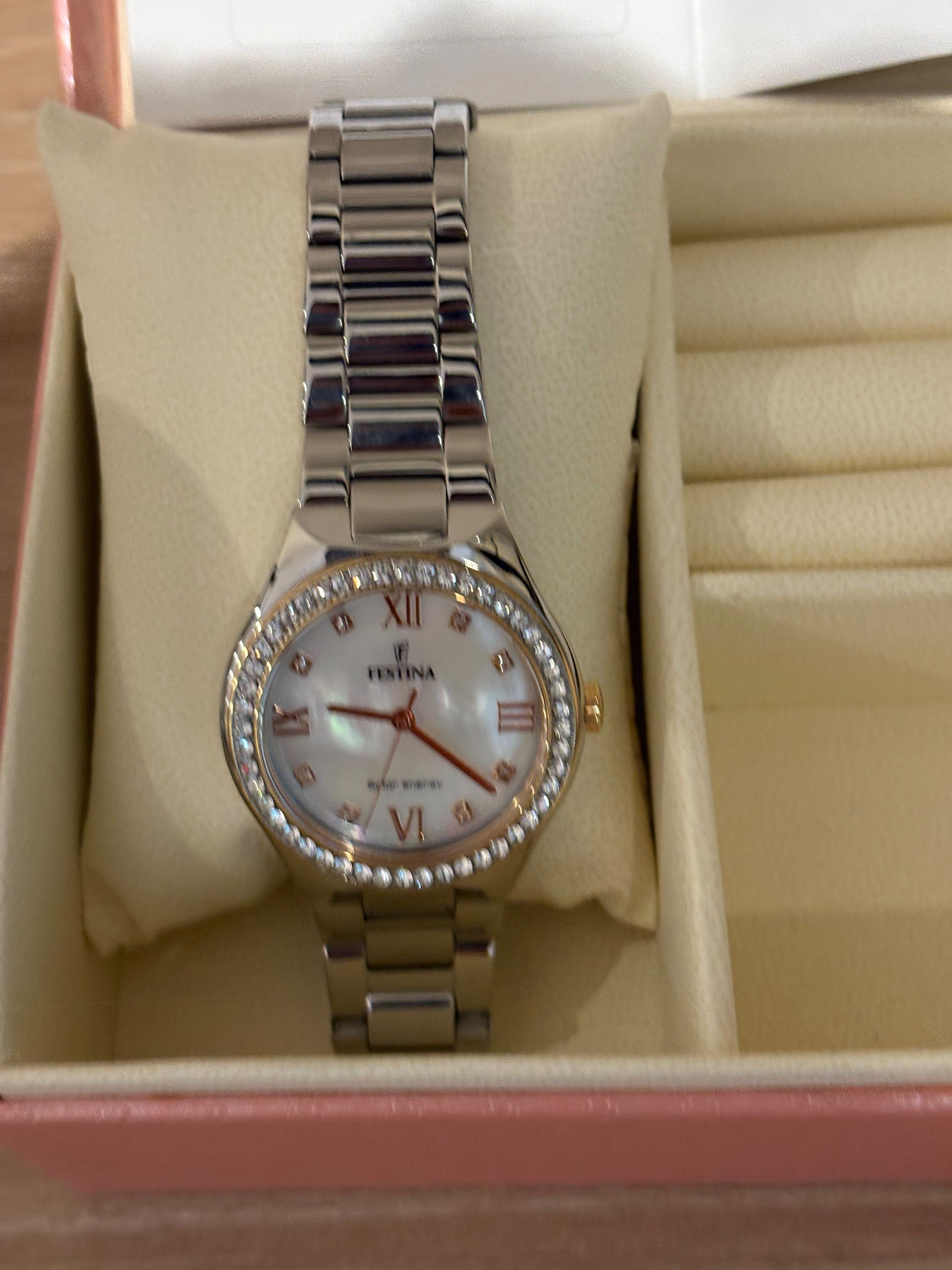 ЧАСОВНИК FESTINA Соларно захранване F20658/1