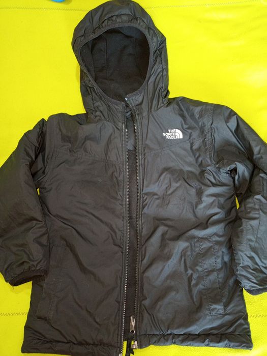 Куртка двухсторонняя на 8-10 лет the north face