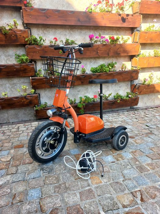 Триколка чисто нова