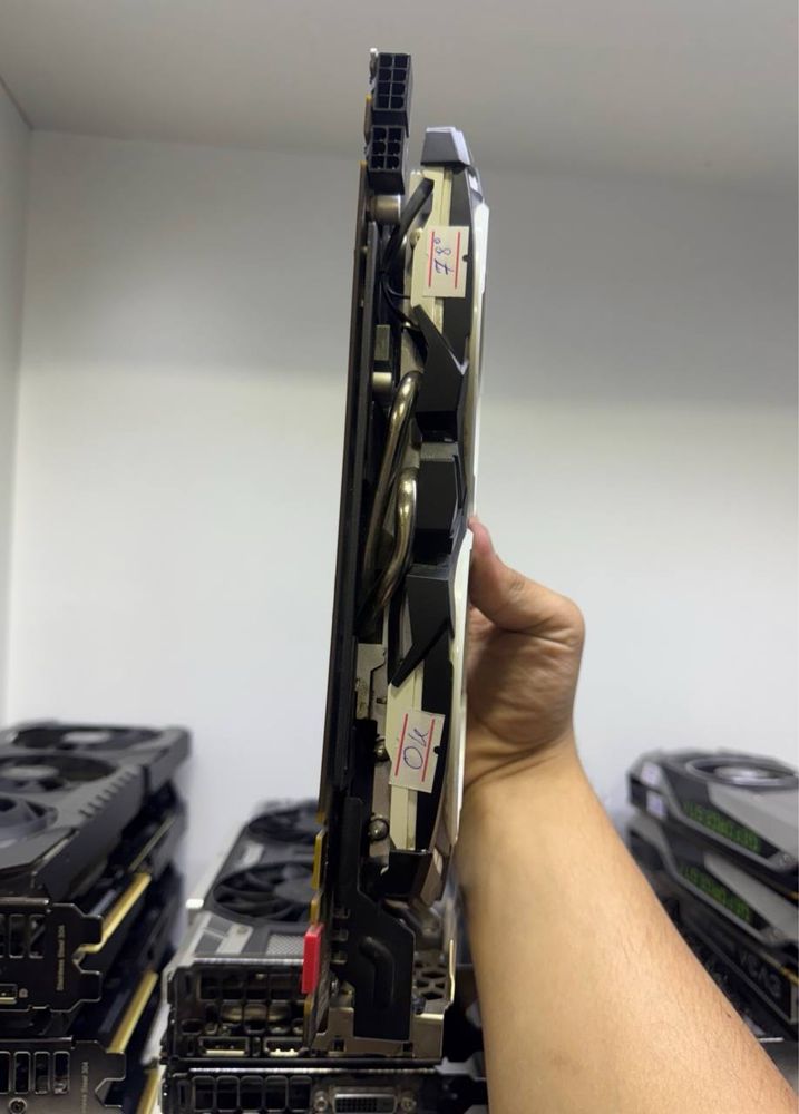 Msi Armor GTX 1080 8Gb Sastyanasi zo’r 2ta bor
