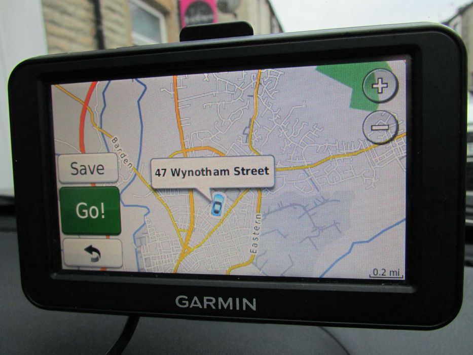 Навигация Garmin nüvi 40