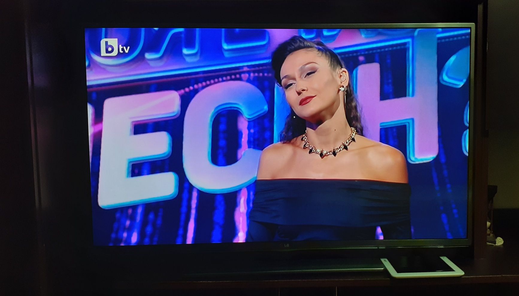 Телевизор LG 3D Smart TV Full HD 42LB650V