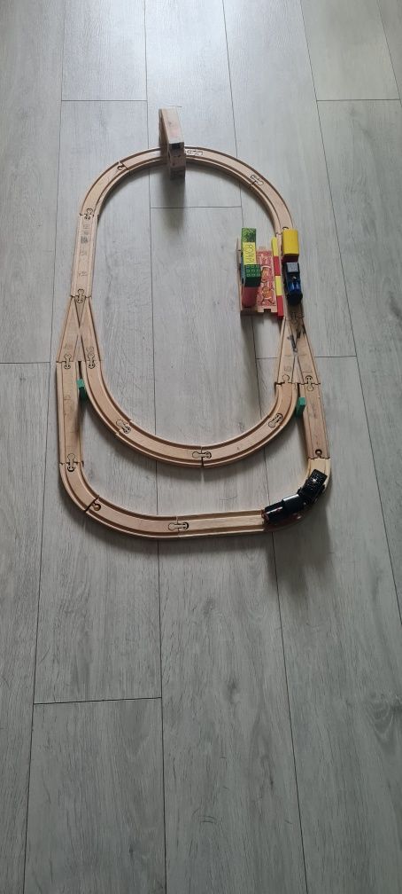 Oferta de nerefuzat!!!  Șina si vagoane tren din lemn!!!