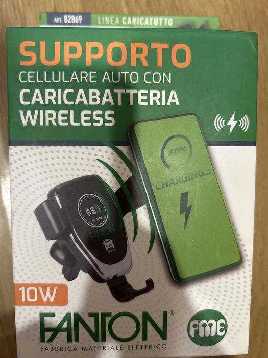 Безжично зарядно за кола