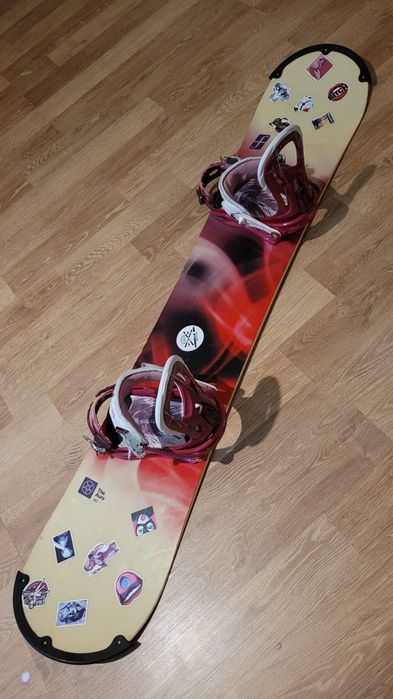 Placa snowboard FORUM 143 + legaturi NITRO + boots NITRO 38