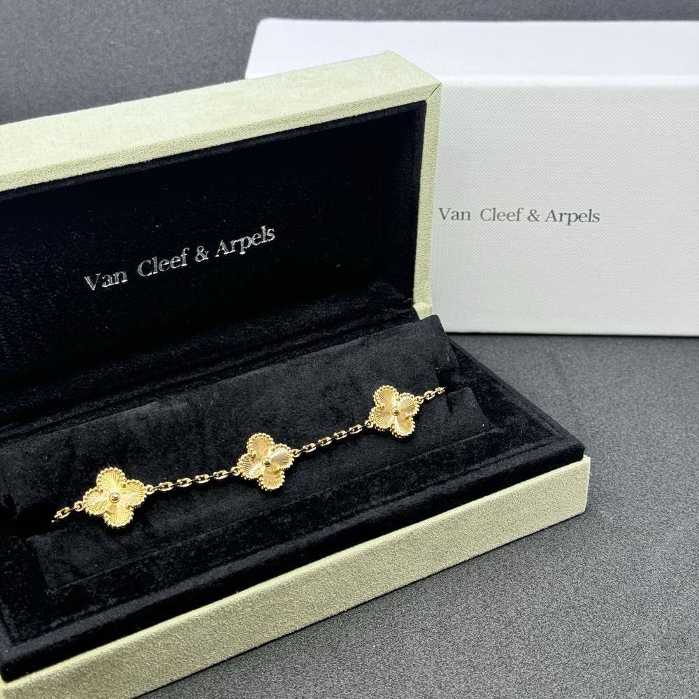 Гривна Van Cleef & Arpels - 5 различни цвята.