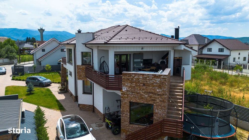 Casa de lux de vanzare - 7 camere, 1100 mp teren