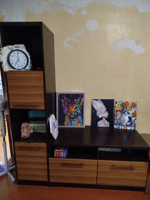 Продам стенку и комод