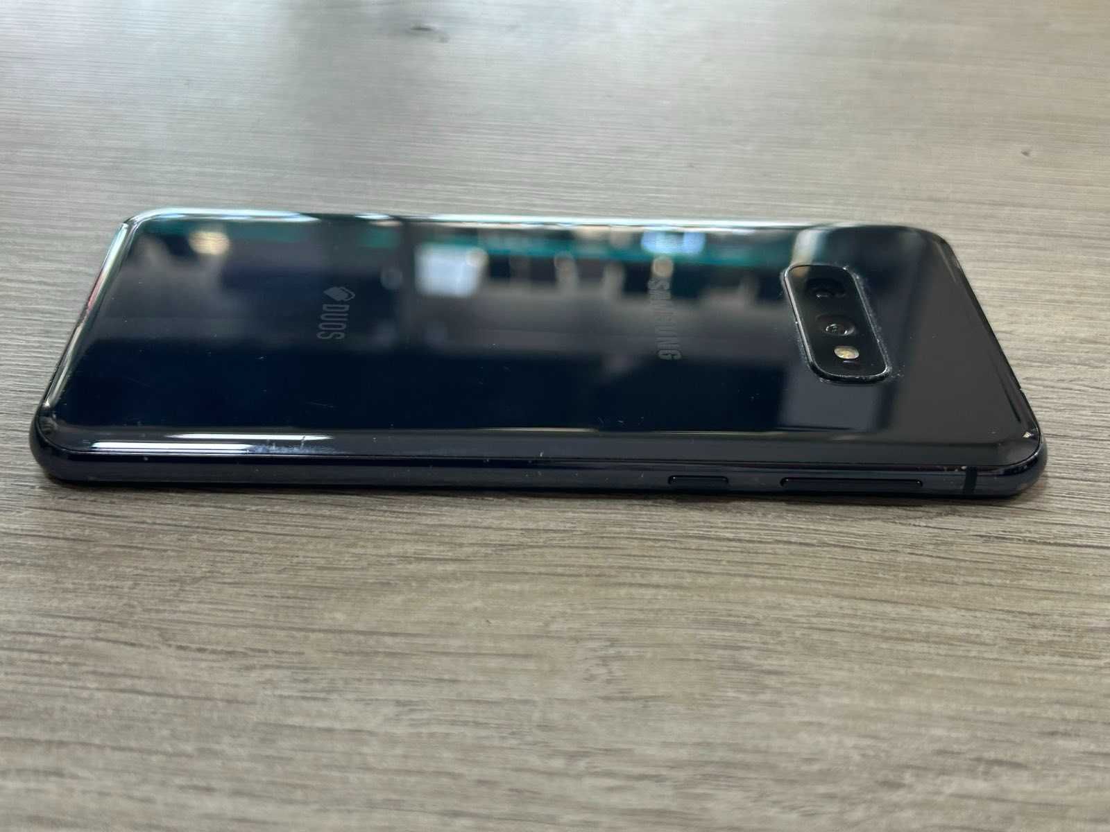 Samsung Galaxy S10e 128GB 6 RAM Dual