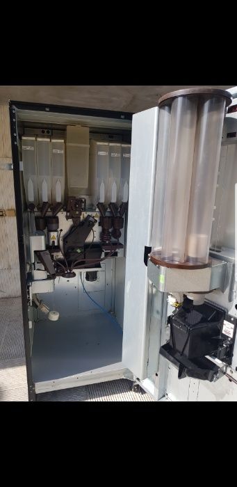 Vending-Кафе автомати-Вендинг-Кафе машини- модел 951,952